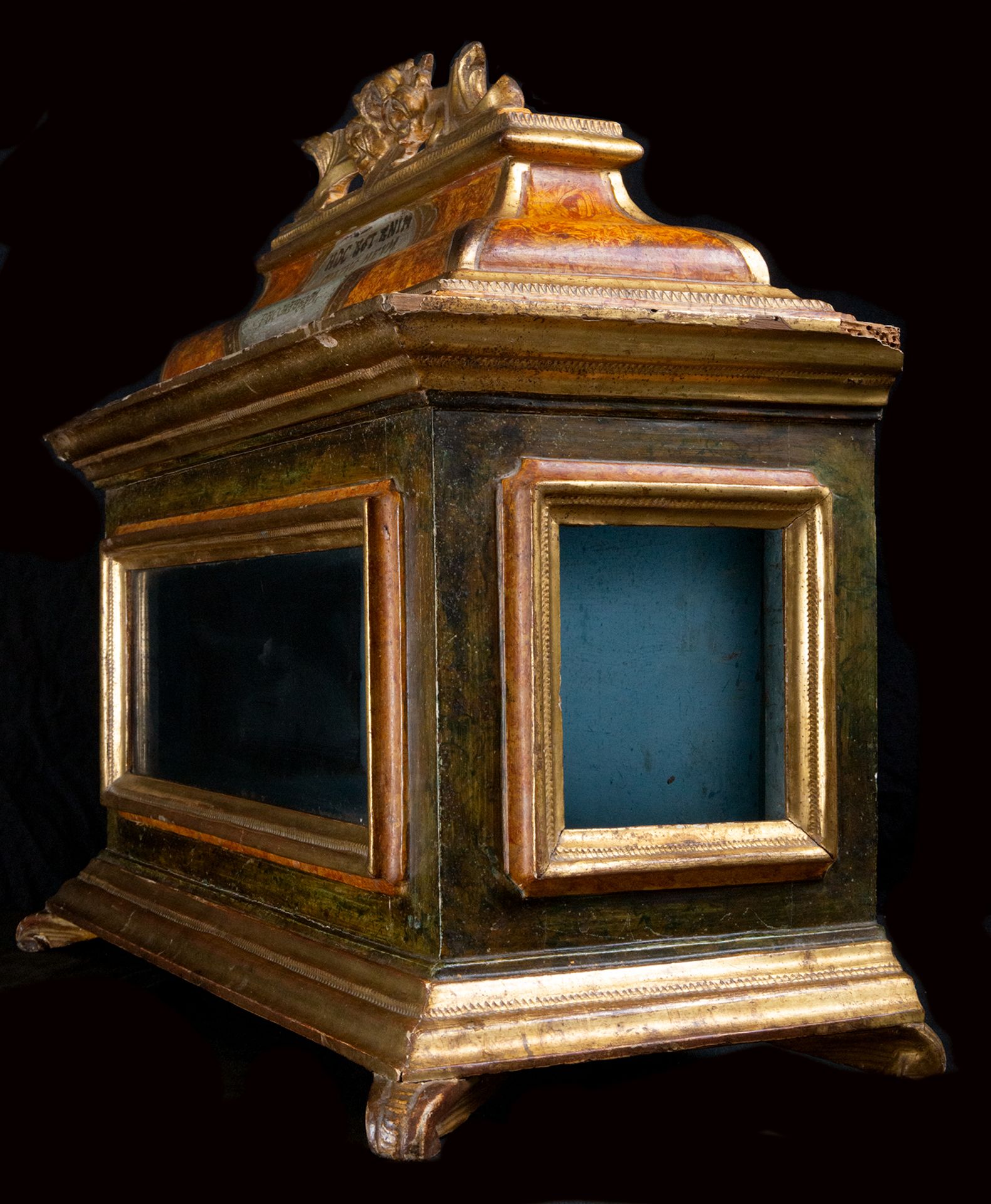 Important Baroque Display for Reliquary in gilded and polychrome wood, Italy or Spain, second half o - Image 3 of 7