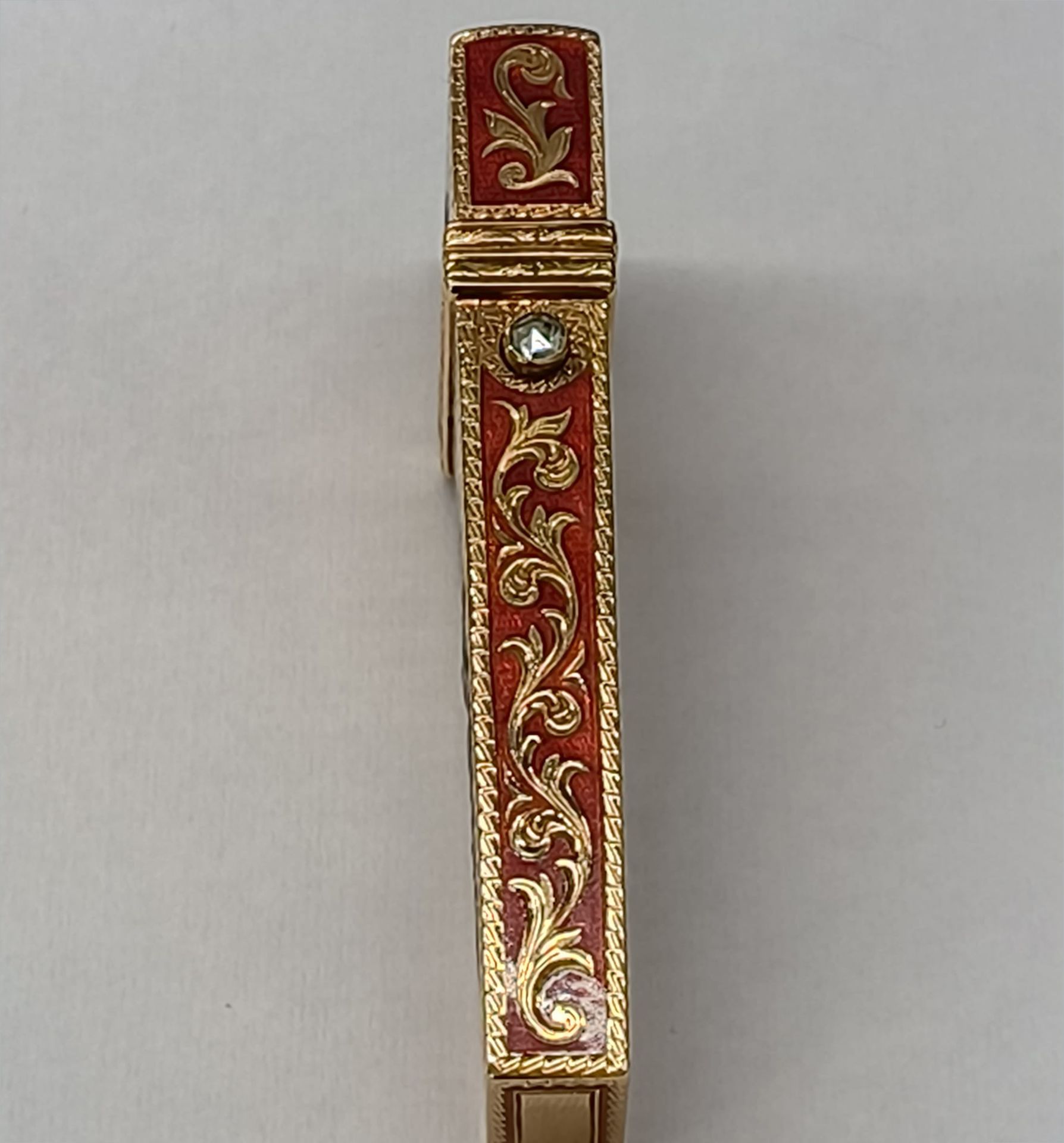 Etui in sterling gold and enamel set with rubies and old-cut diamond, Russian work from the early 20 - Image 5 of 8