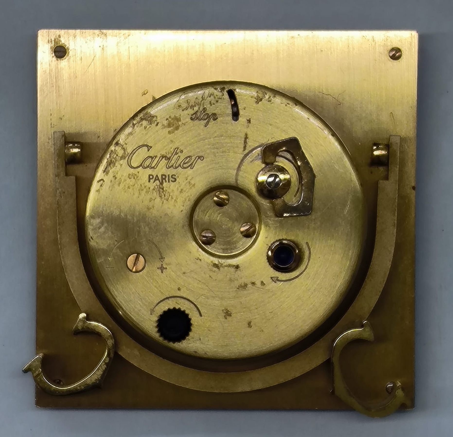 Square Cartier desktop clock, mechanical charge - Image 2 of 2