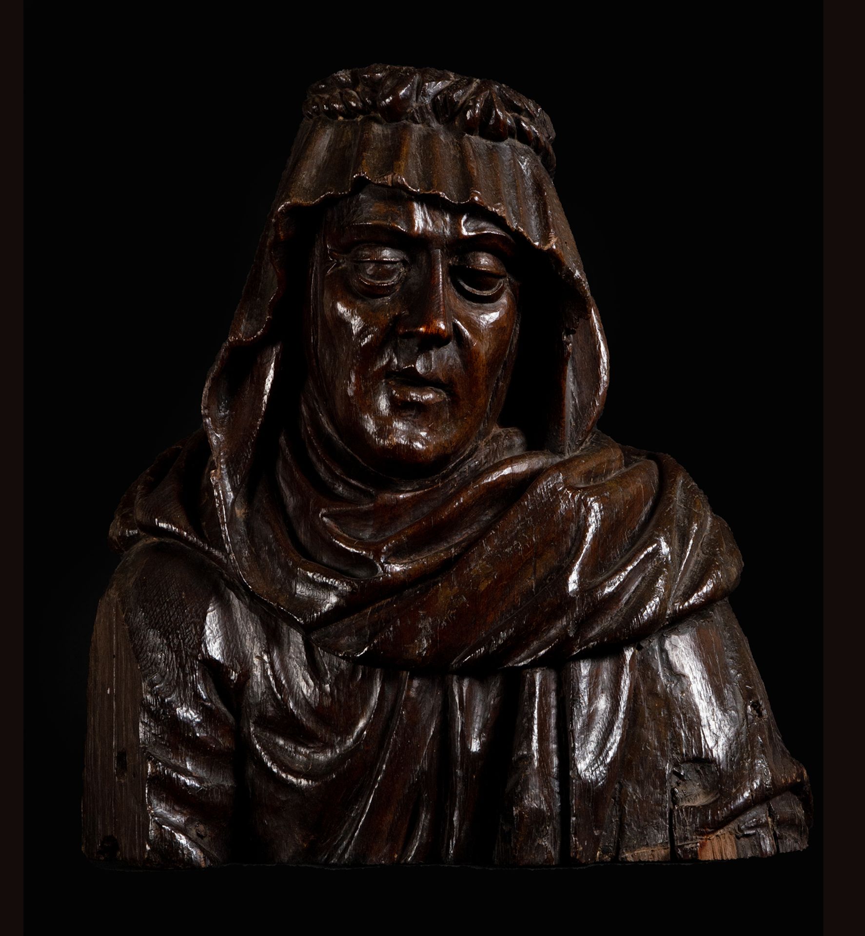 Magnificent Bust of Saint Anne in Oak, South Germany, German school from the 15th - 16th centuries