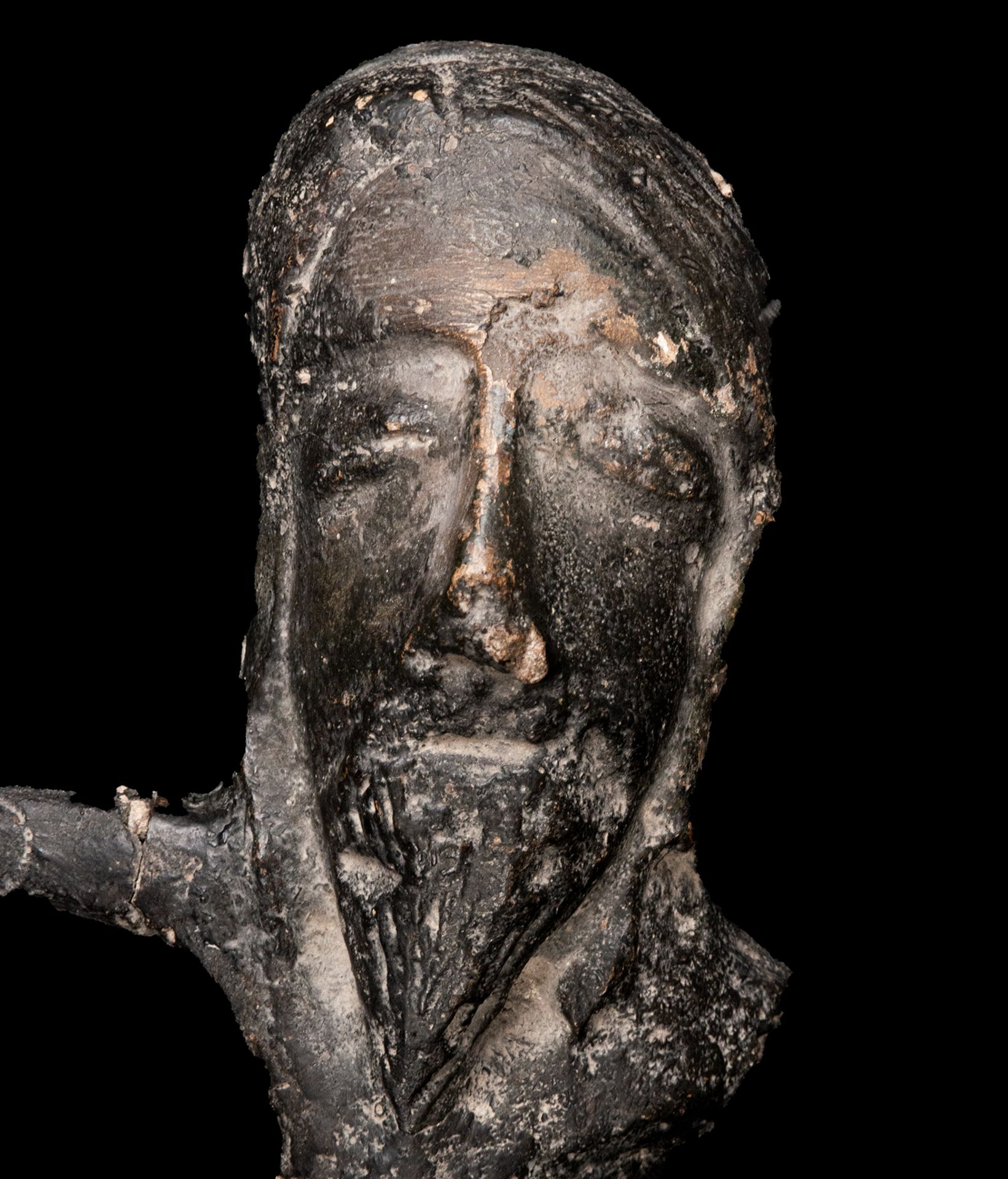 Paleochristian style Christ in fired clay, following Visigothic models, possibly XIX-XX century - Bild 2 aus 3