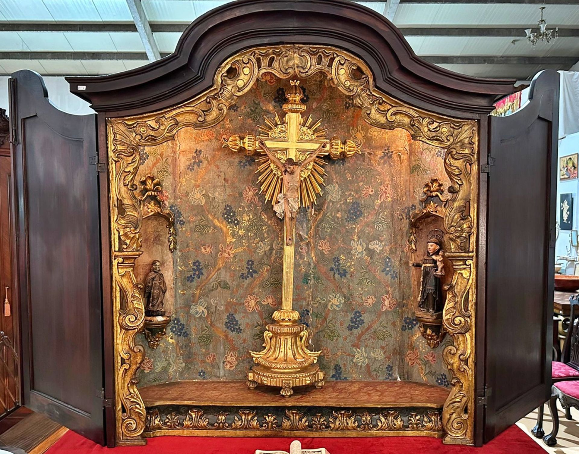 Important Portuguese Portable Oratory Altar, 18th century