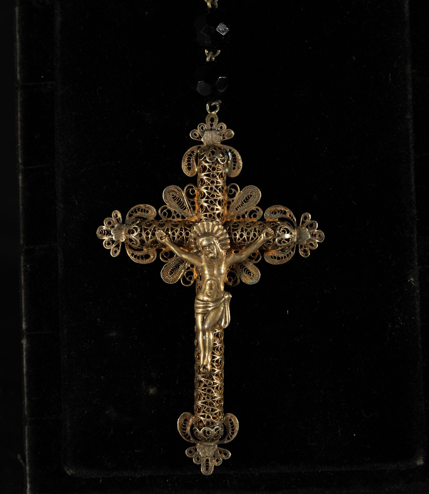 Rosary with Christ in silver and silver-gilt filigree, 19th century - Bild 2 aus 2