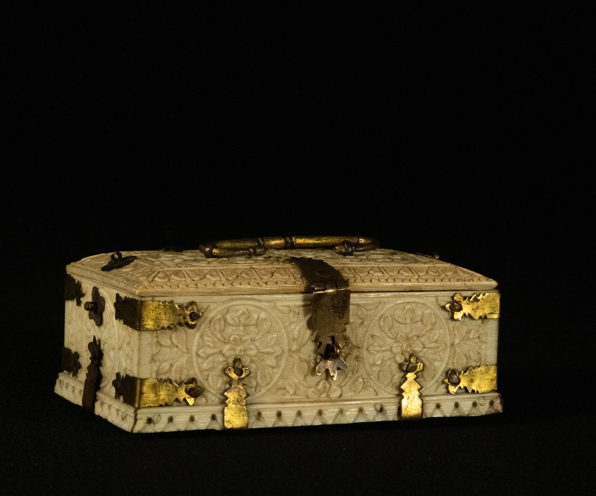 Indo Portuguese carved bone box, Goa, 17th century