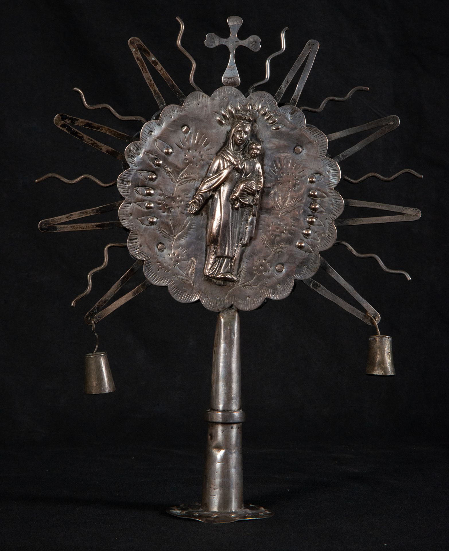 Auction of Processional Cane in Silver, Spanish or colonial Novohispano work from the 17th century