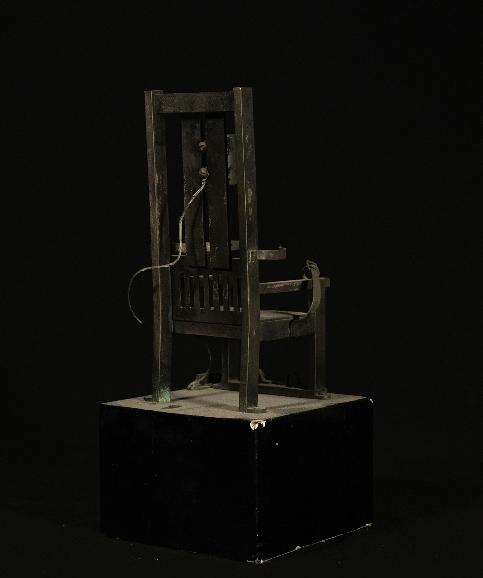 Rare Miniature Electrified Electric Chair, USA, 1950s - Image 4 of 4
