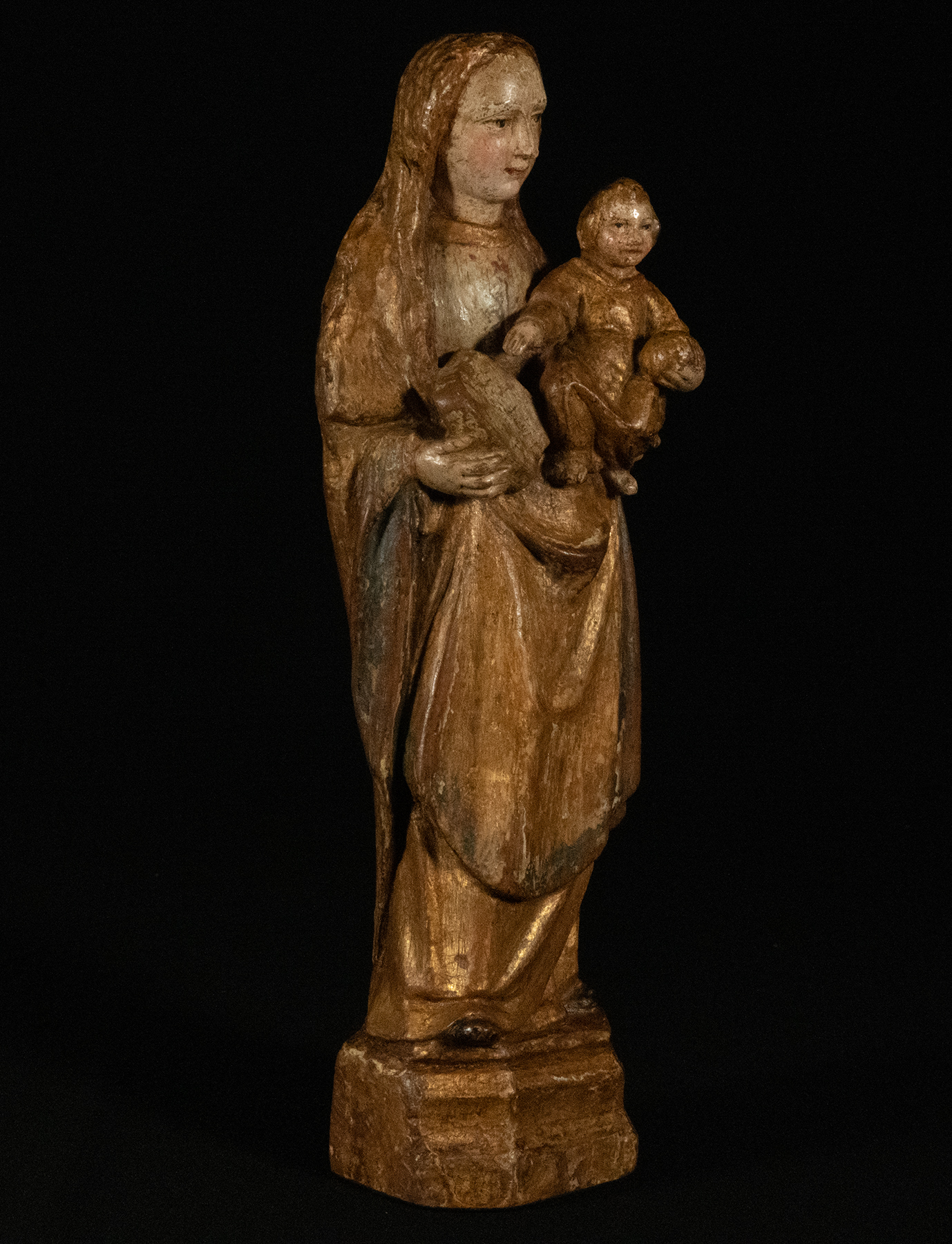 Precious Madonna with Child in Mechelen carving, second half of the 15th century - Image 2 of 4