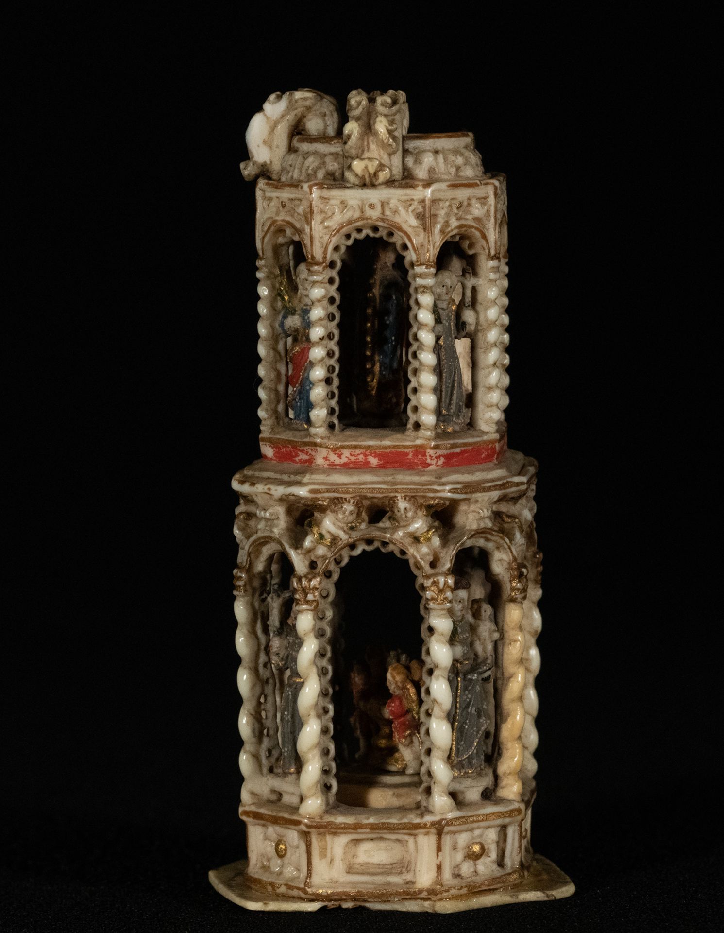 Rare ivory miniature of exceptional quality and detail, Hispano Philippine work for the Mexican mark - Image 2 of 7