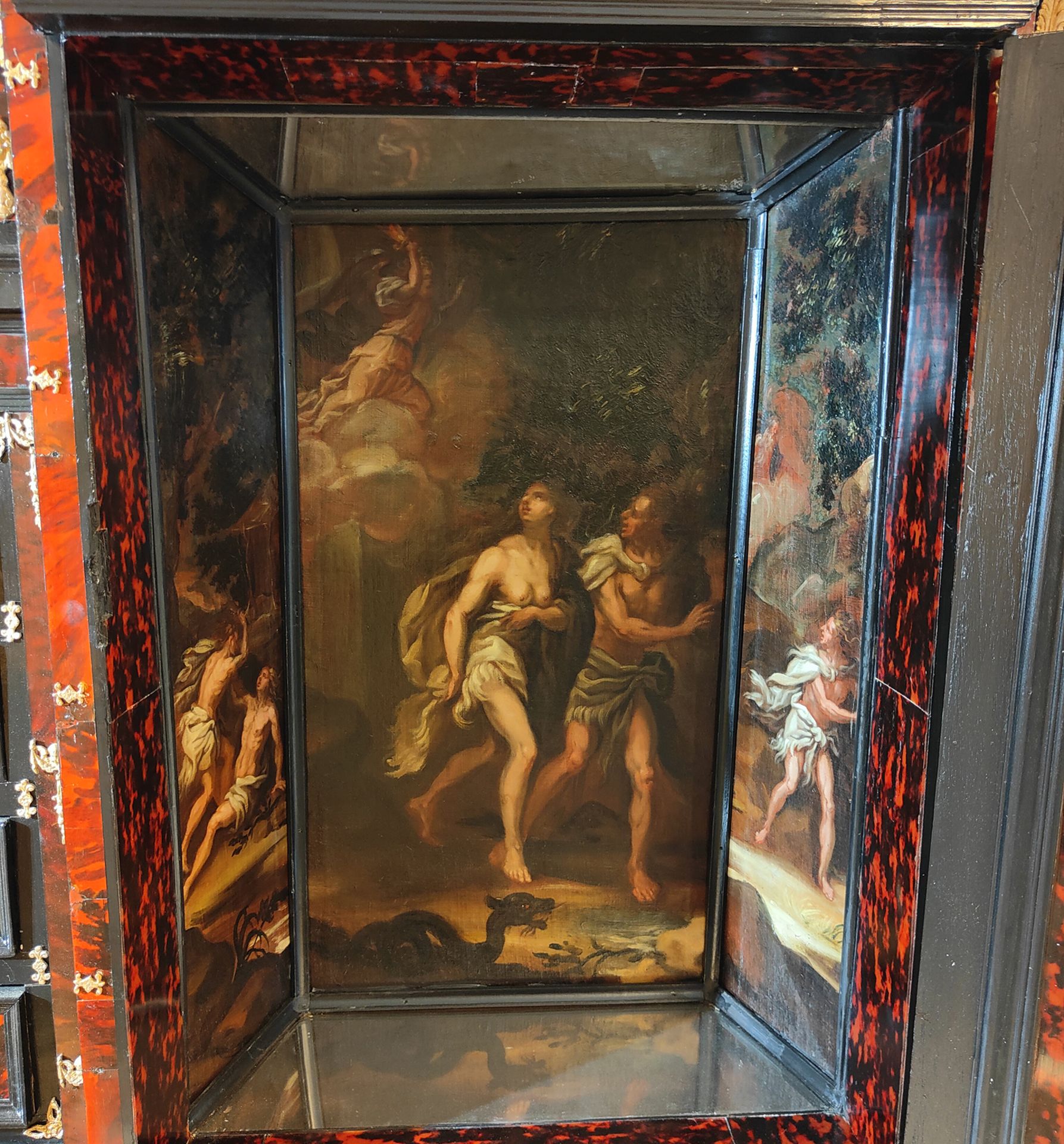 Very Important Large Italian Cabinet in ebony, gilt bronze applications, tortoiseshell, oil-painted  - Image 7 of 12