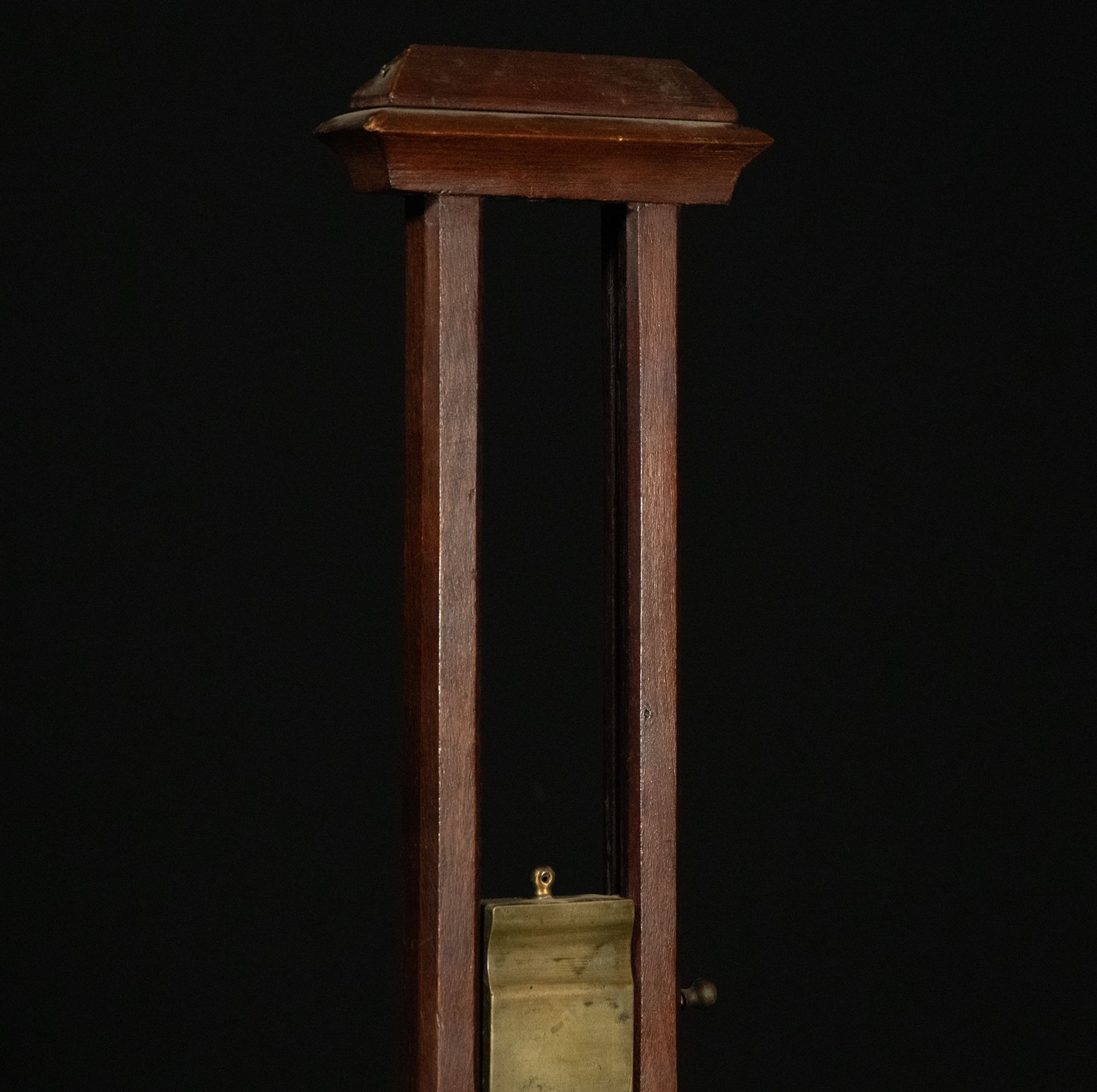 Scale Guillotine in Mahogany wood with blade from the 40s - Image 3 of 4