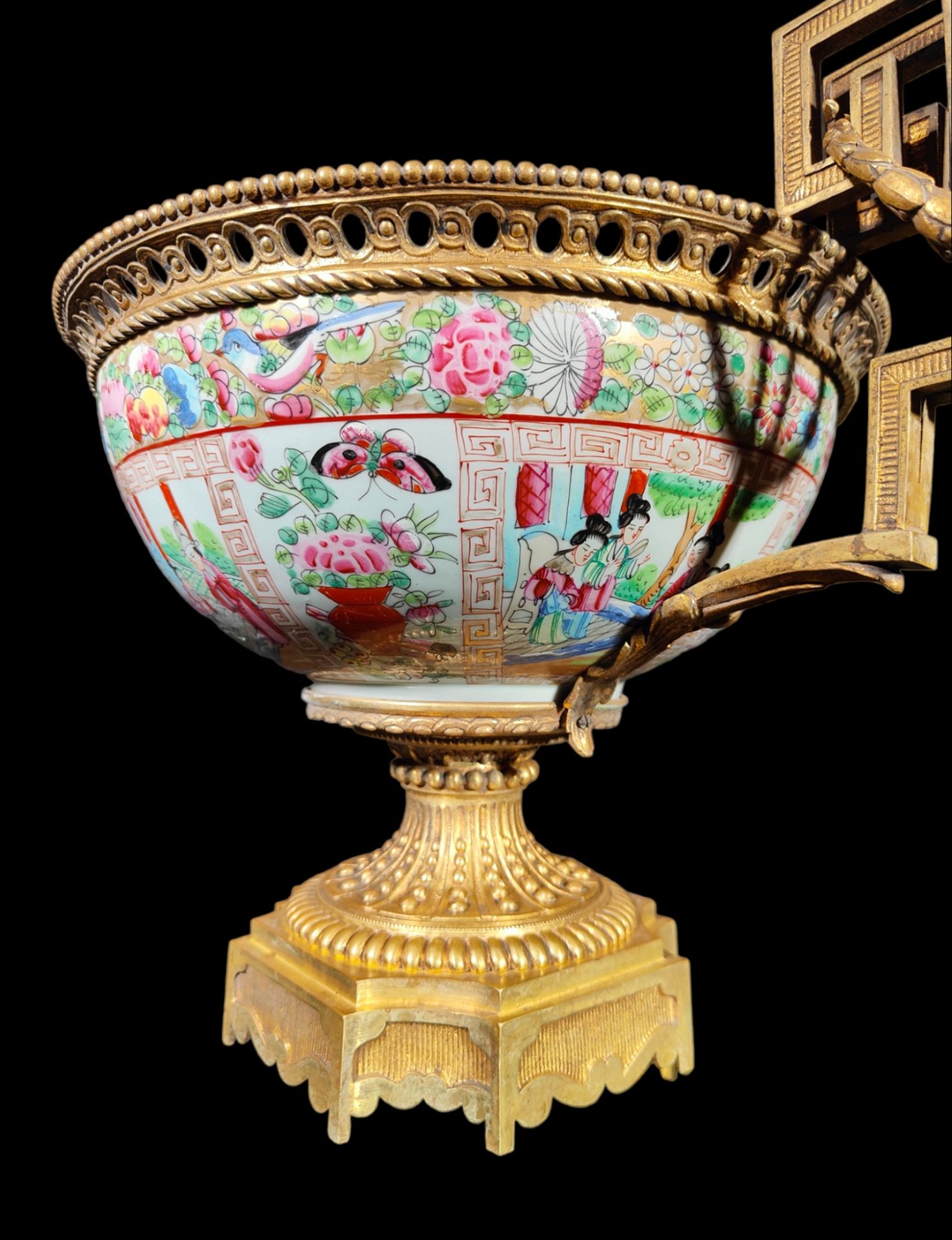 Large Chinese bowl mounted in gilt bronze, 19th century - Image 2 of 3