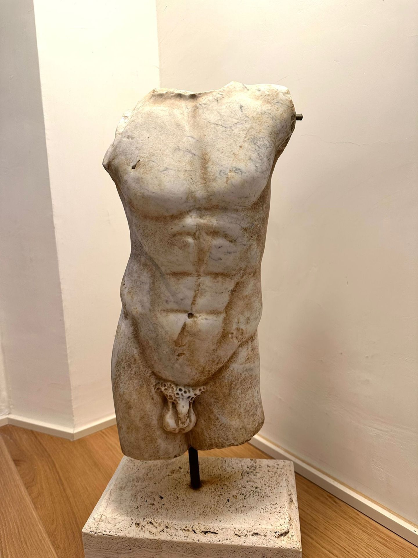 Roman torso in Carrara marble, early 20th century, Italian work