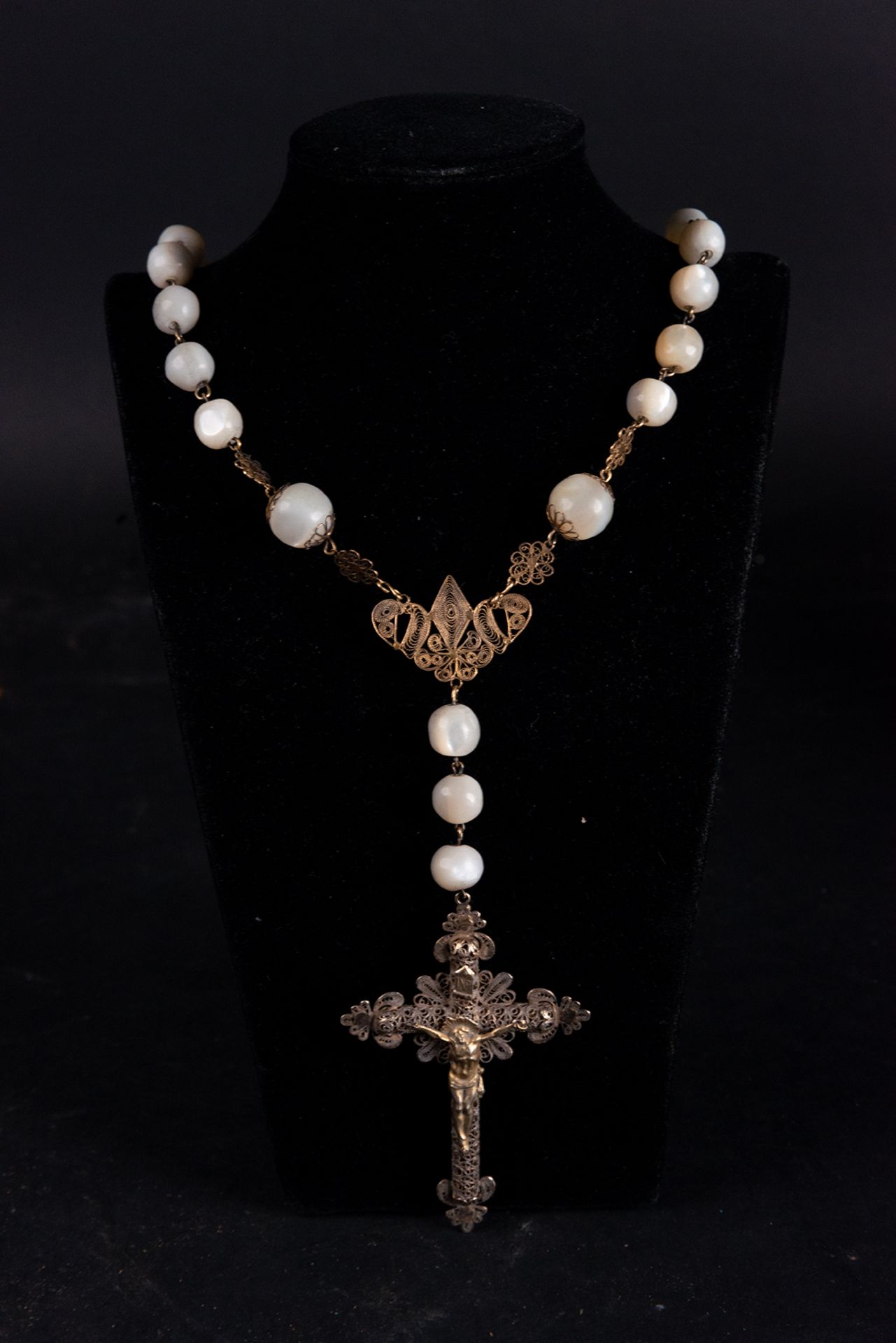 Silver filigree rosary and large 1 cm mother-of-pearl beads, late 19th century