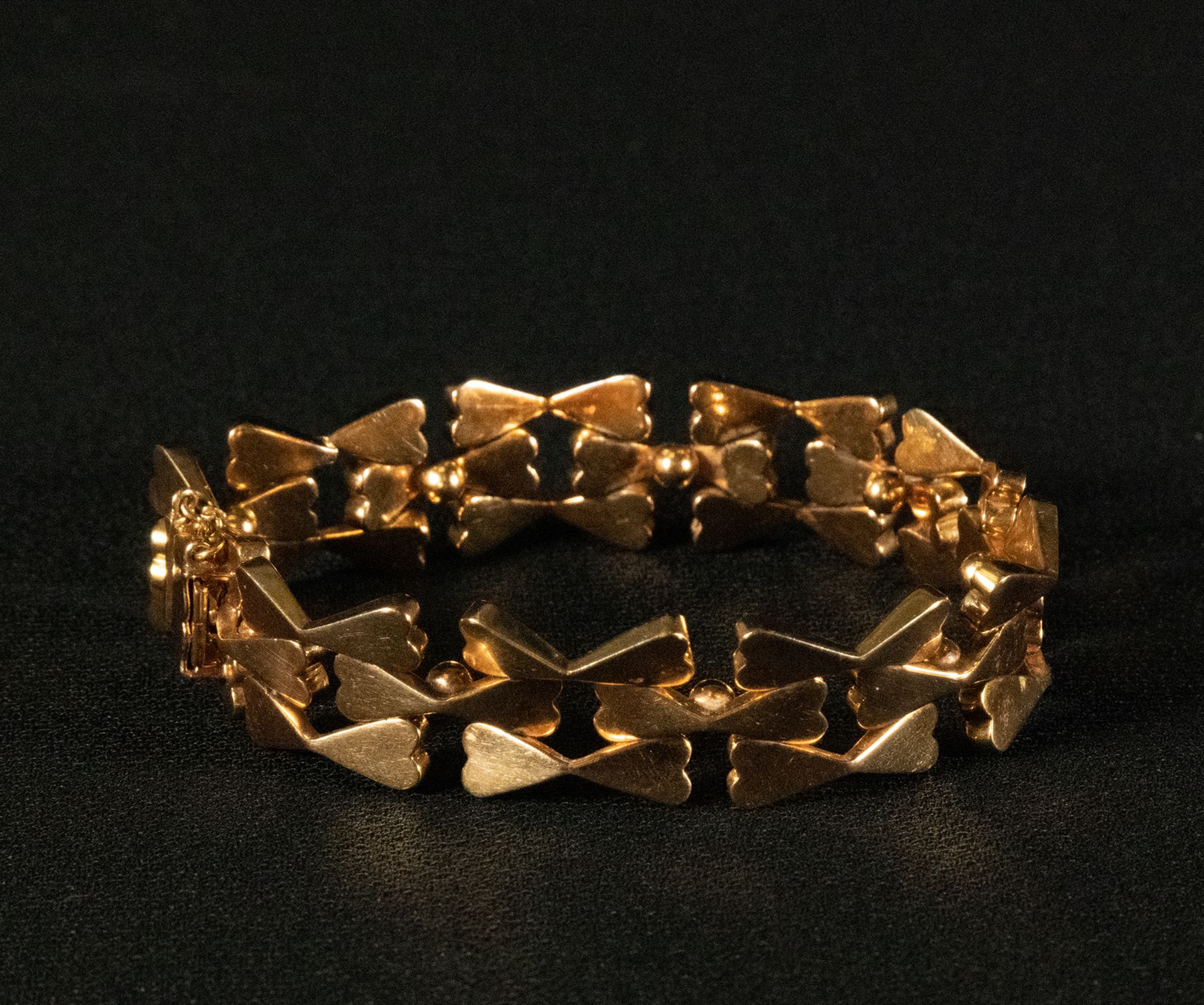 Heart-shaped art deco bracelet, 1940s, 18-carat gold - Image 5 of 5