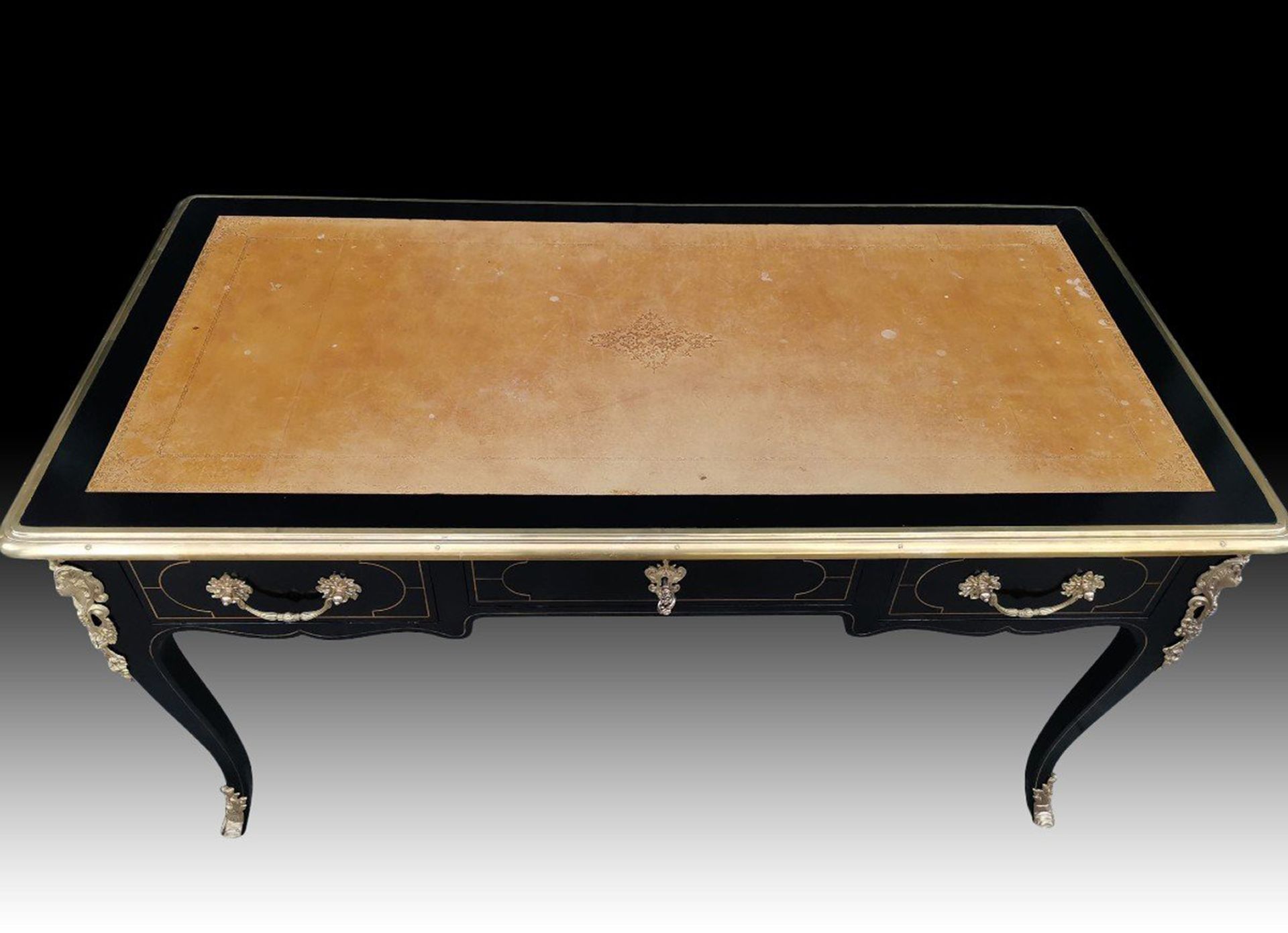 Large 19th century black lacquered Louis XV style writing desk - Image 2 of 4