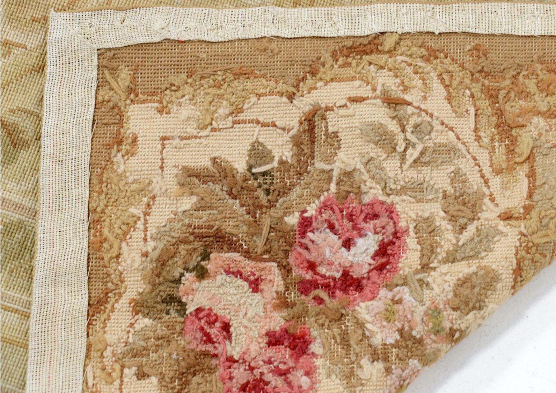 Hand-knotted French Aubusson tapestry decorated with flowers 19th century - Bild 3 aus 4