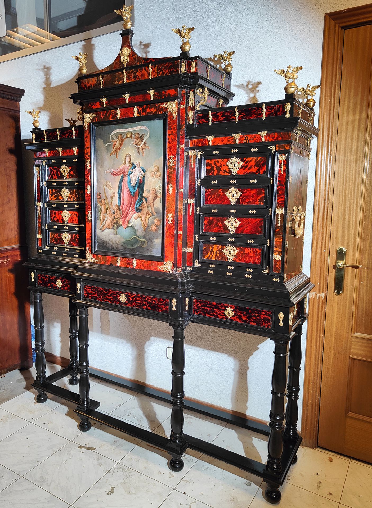 Very Important Large Italian Cabinet in ebony, gilt bronze applications, tortoiseshell, oil-painted  - Image 5 of 12
