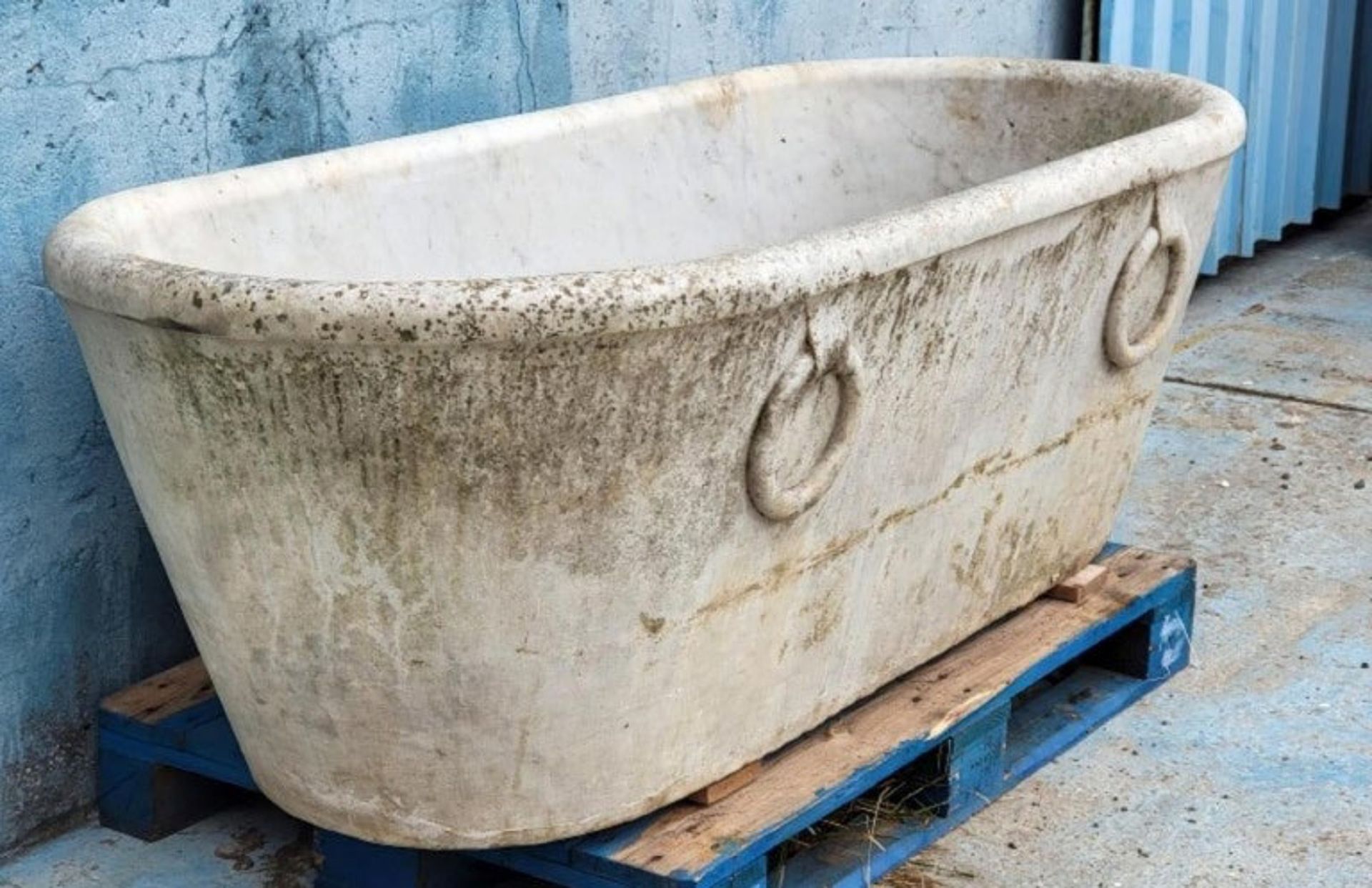 Roman bathtub from the 18th century in Carrara marble, perfect condition - Image 3 of 5