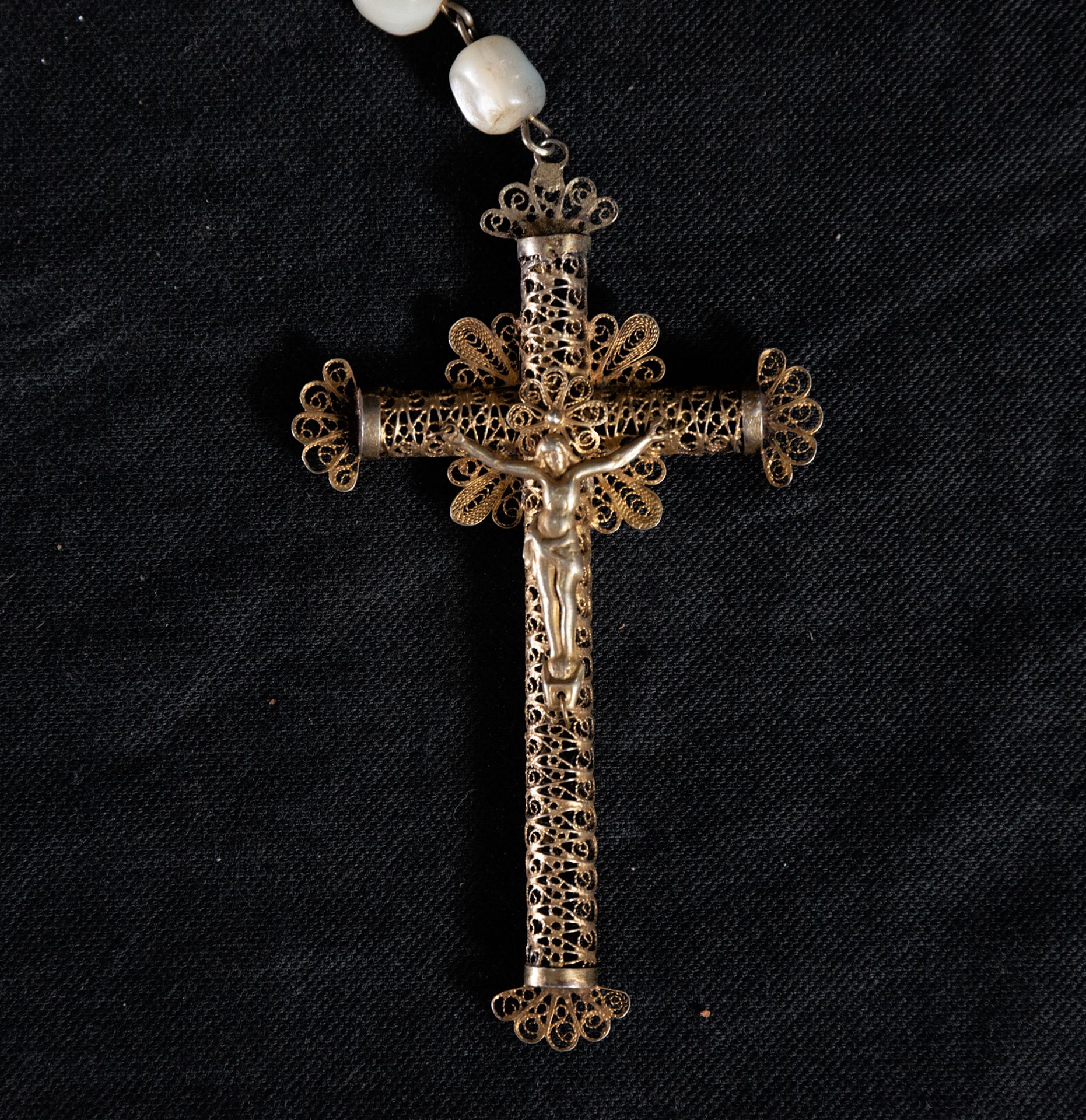 Silver filigree rosary and large mother-of-pearl balls, 19th century - Image 2 of 2