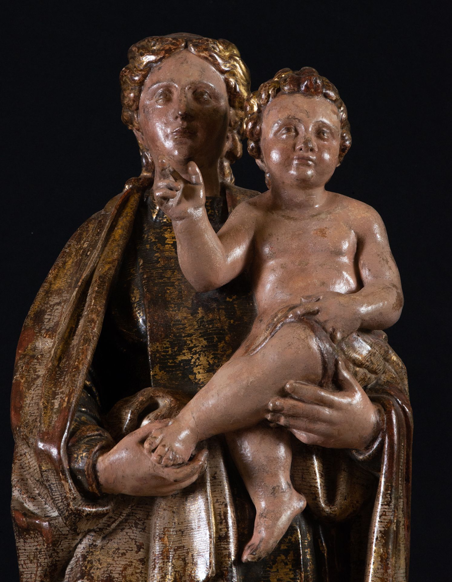 Important Virgin with Child in her arms, attributable to Sebastián Ducete (1568-1621), Castilian Ren - Image 2 of 7