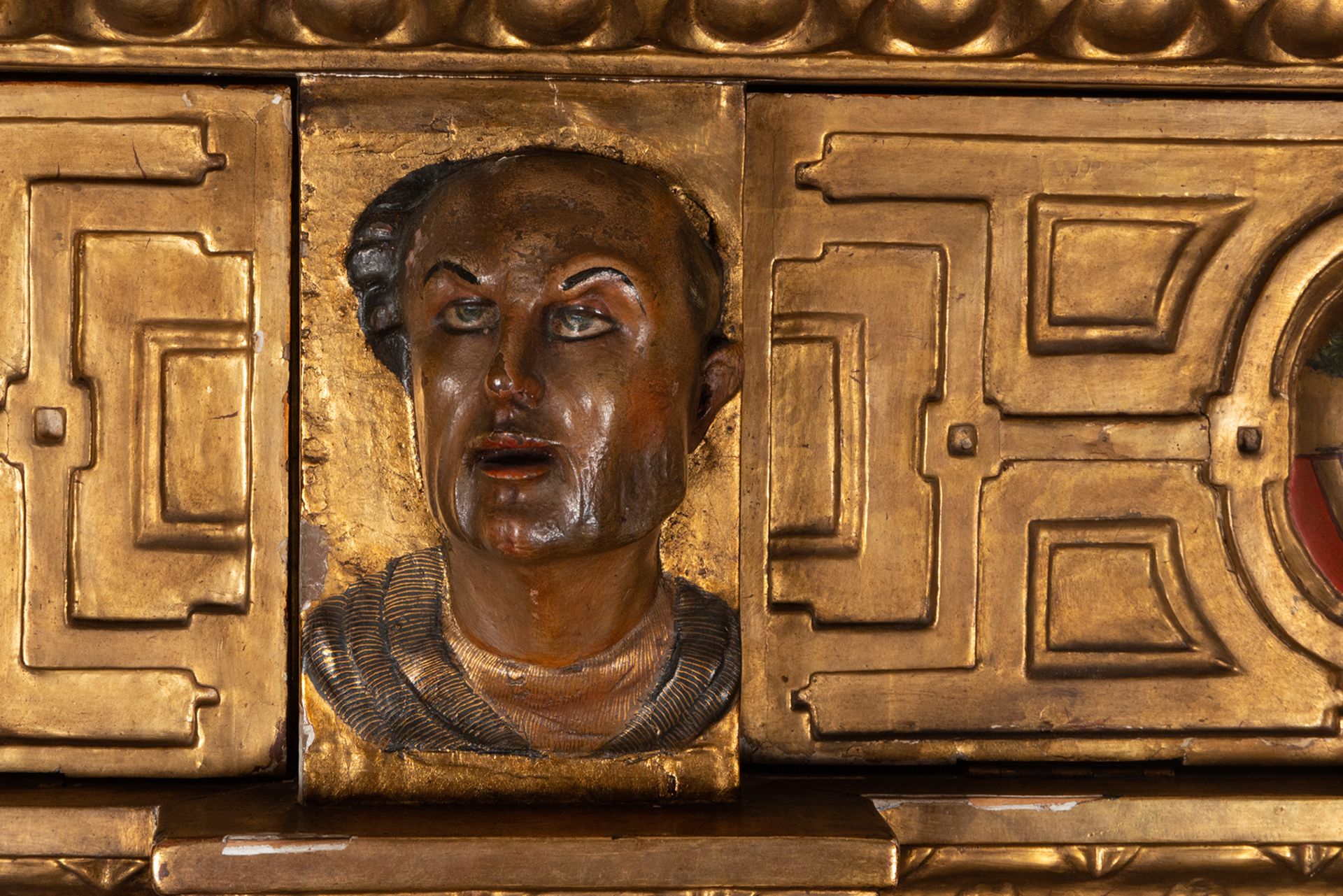 Large Bookcase Furniture made up of a Renaissance Altarpiece with shelves, 16th century, the shelves - Image 4 of 7