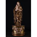 Spectacular Large Virgin with Child in her arms in wood carving, Romanist school of the 16th century