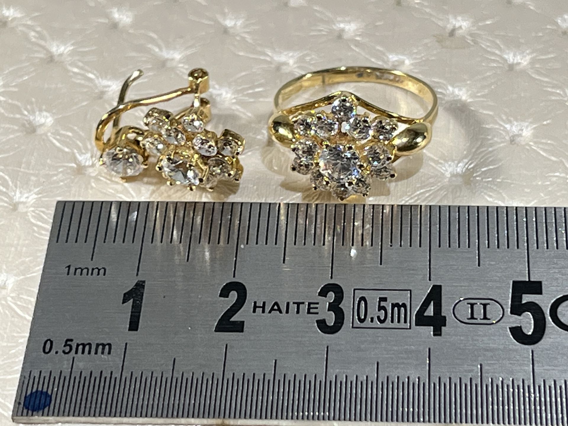 Set of earrings and ring 18k gold and zircons - Image 7 of 9