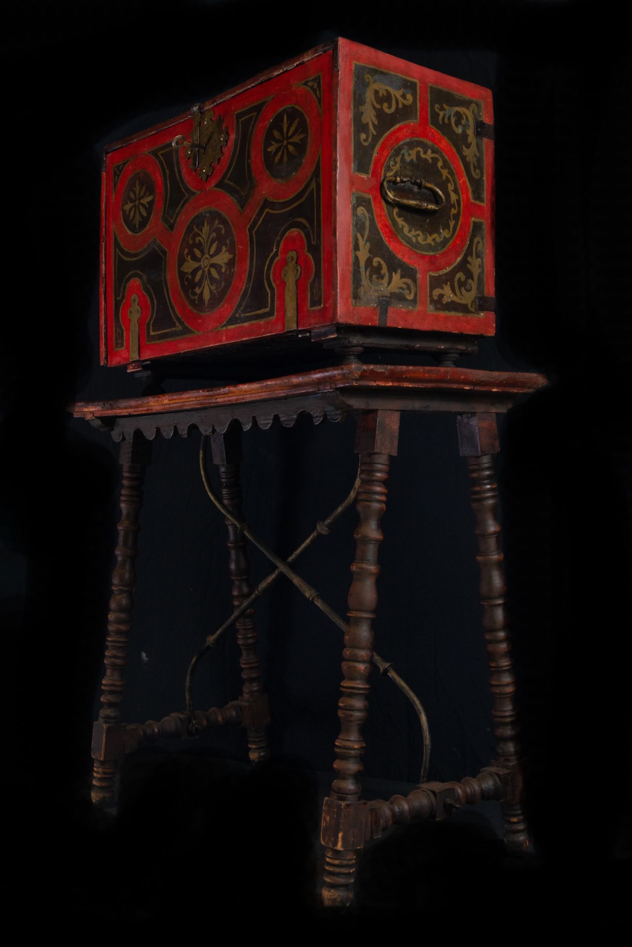 Colonial cabinet with Table in polychrome wood. Mexico. 18th C - Image 6 of 7