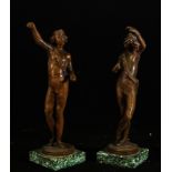 Pair of Odalisques in patinated bronze from the 19th century, with green marble bases