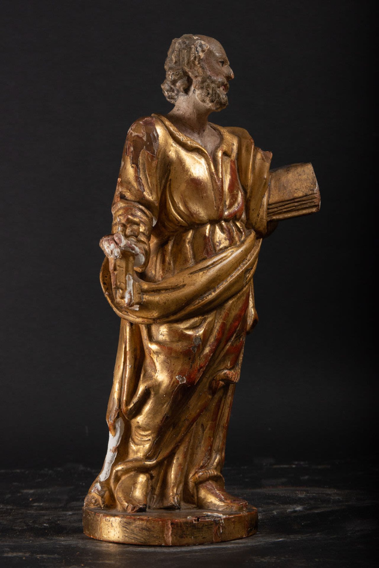 Gilt and polychrome wood carving of Saint Peter, France, 17th century - Image 3 of 4