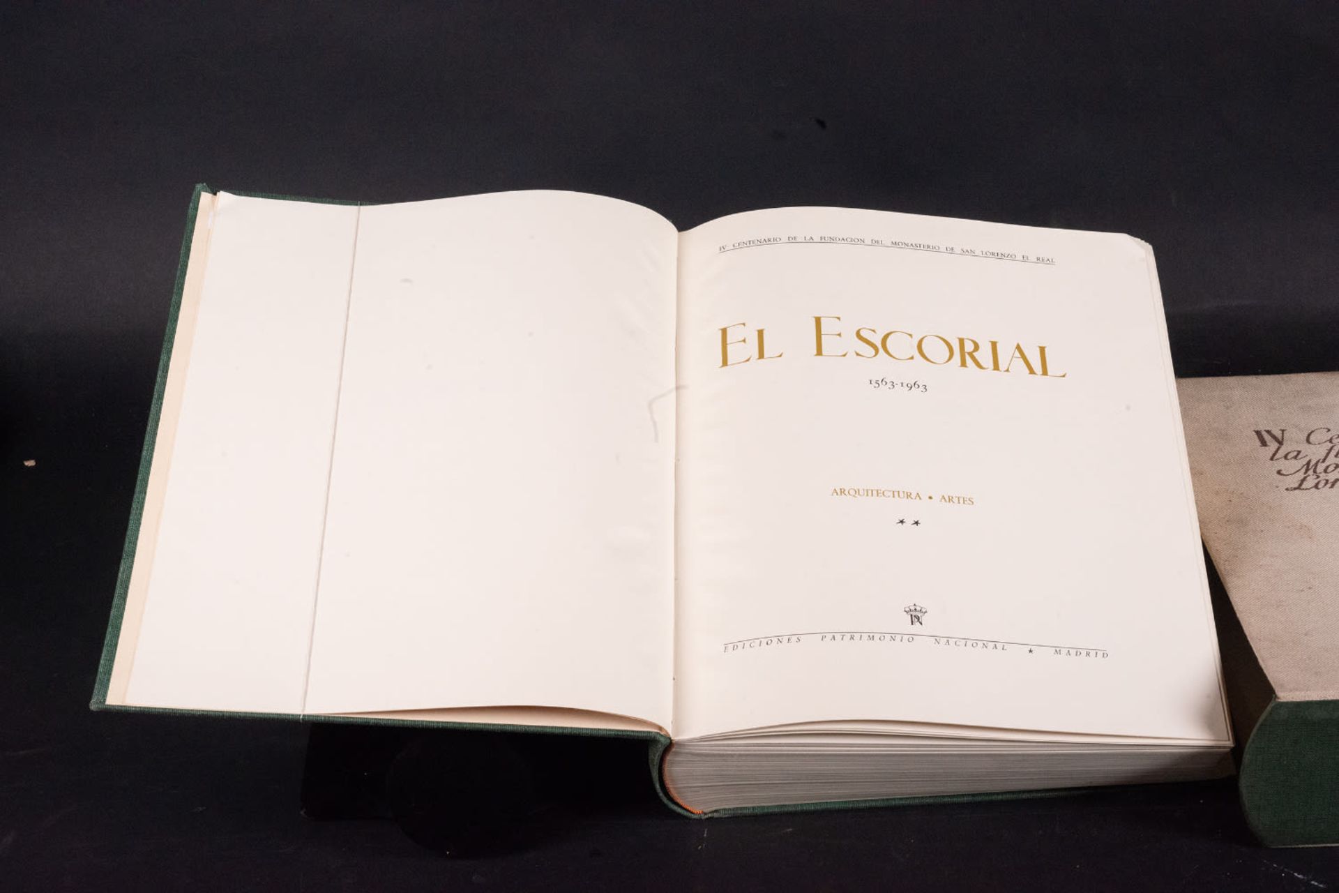 El Escorial (1563 - 1564). Vol II - Image 4 of 7