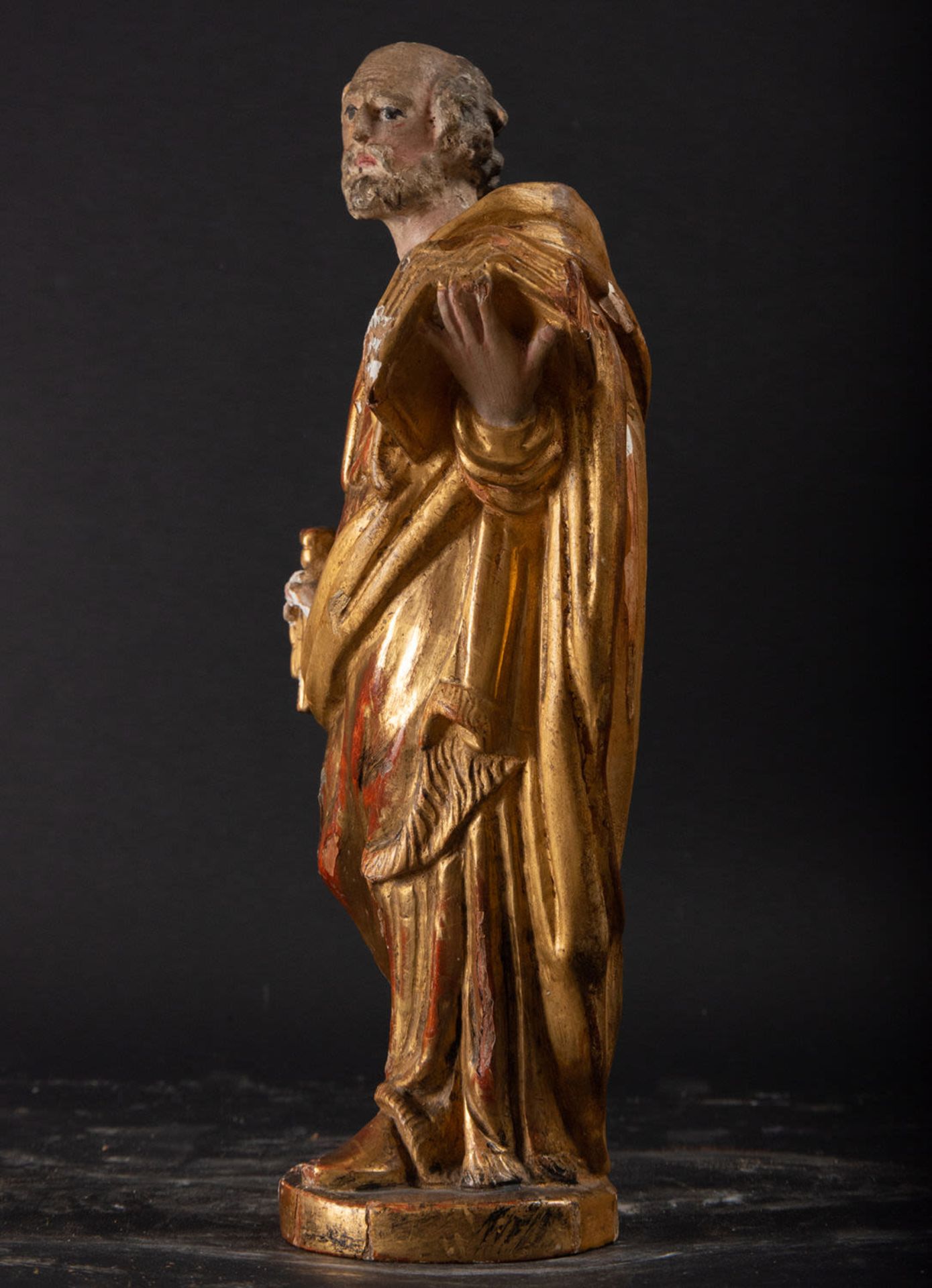 Gilt and polychrome wood carving of Saint Peter, France, 17th century - Image 2 of 4