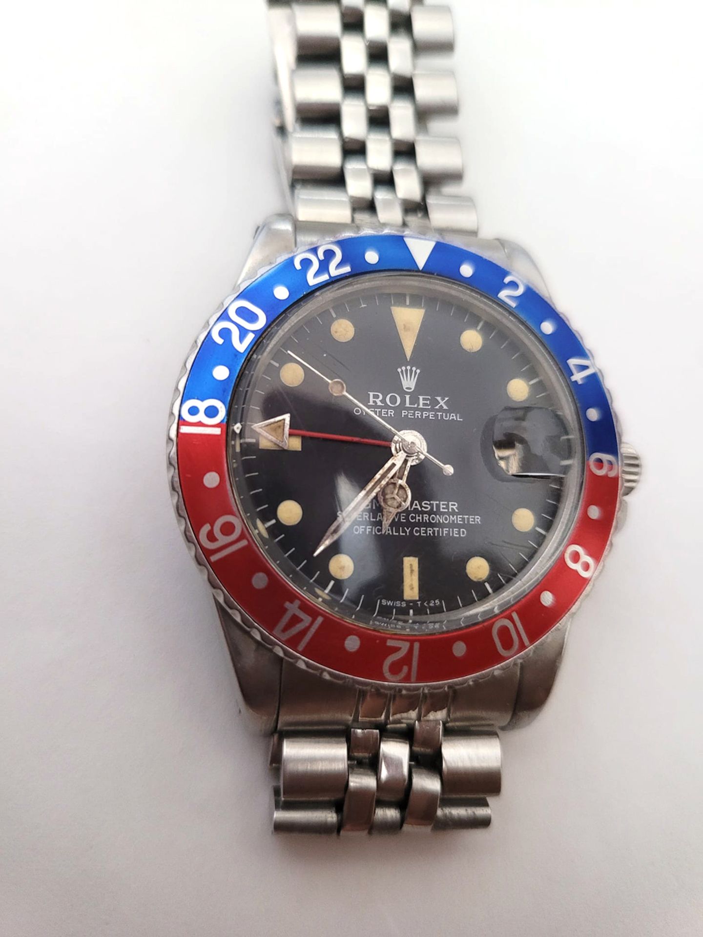 Exceptional Vintage Rolex GMT Mark II with "Pepsi" bezel and Jubilee bracelet, year 1964, in steel