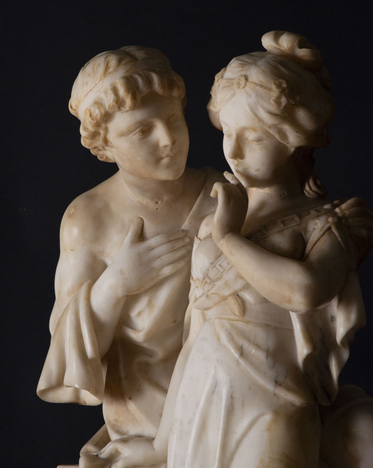Important Great Couple of Lovers in Alabaster, Adolfo Cipriani, Italy (1880 - 1930), 19th century It - Image 3 of 4