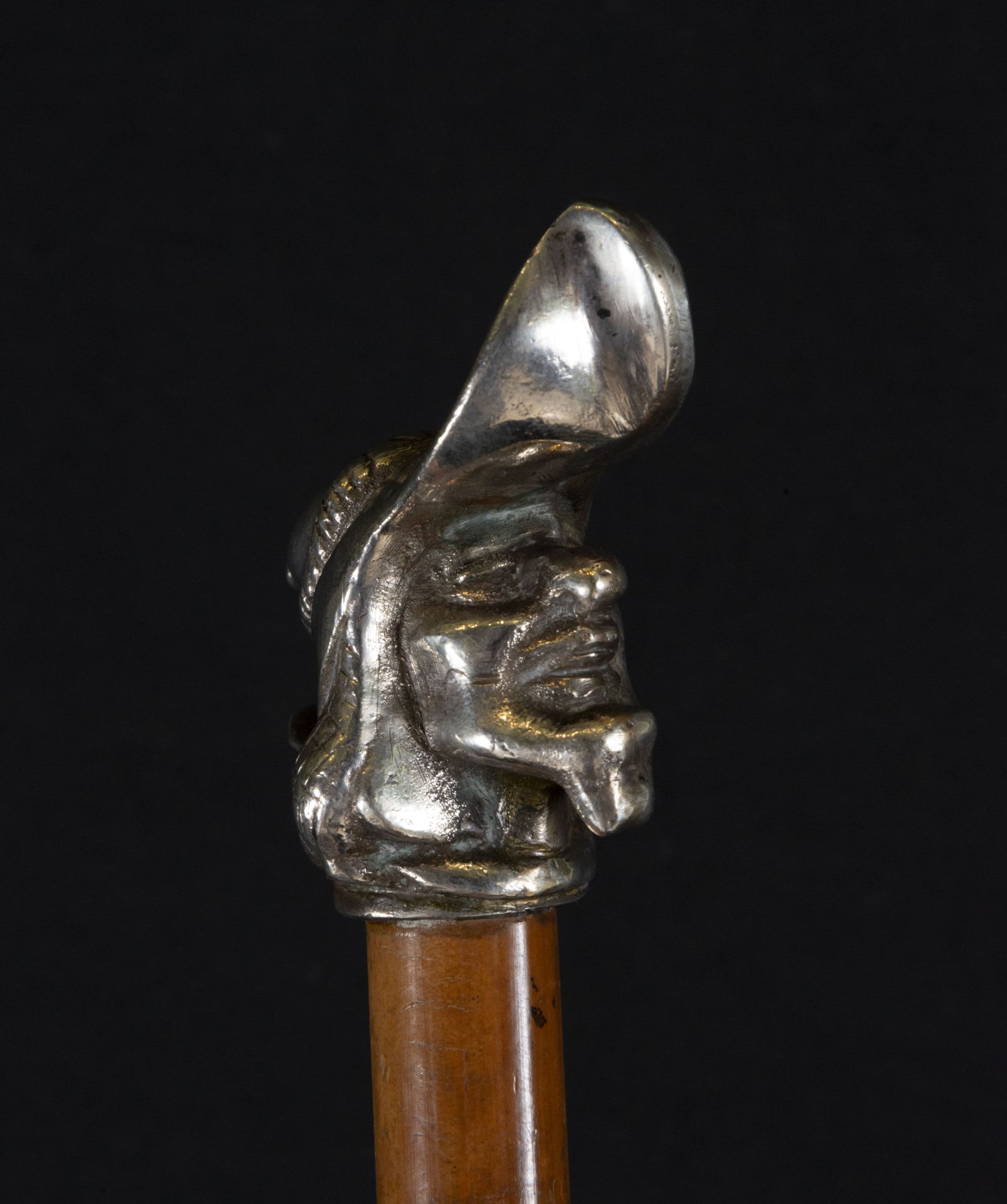 French cane, made of tropical wood and embossed silver head in the shape of a trobador's head, 19th  - Bild 4 aus 4
