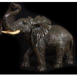 Large Italian elephant from the 1950s in tropical wood carved with resin tusks, Italy around 1950-19