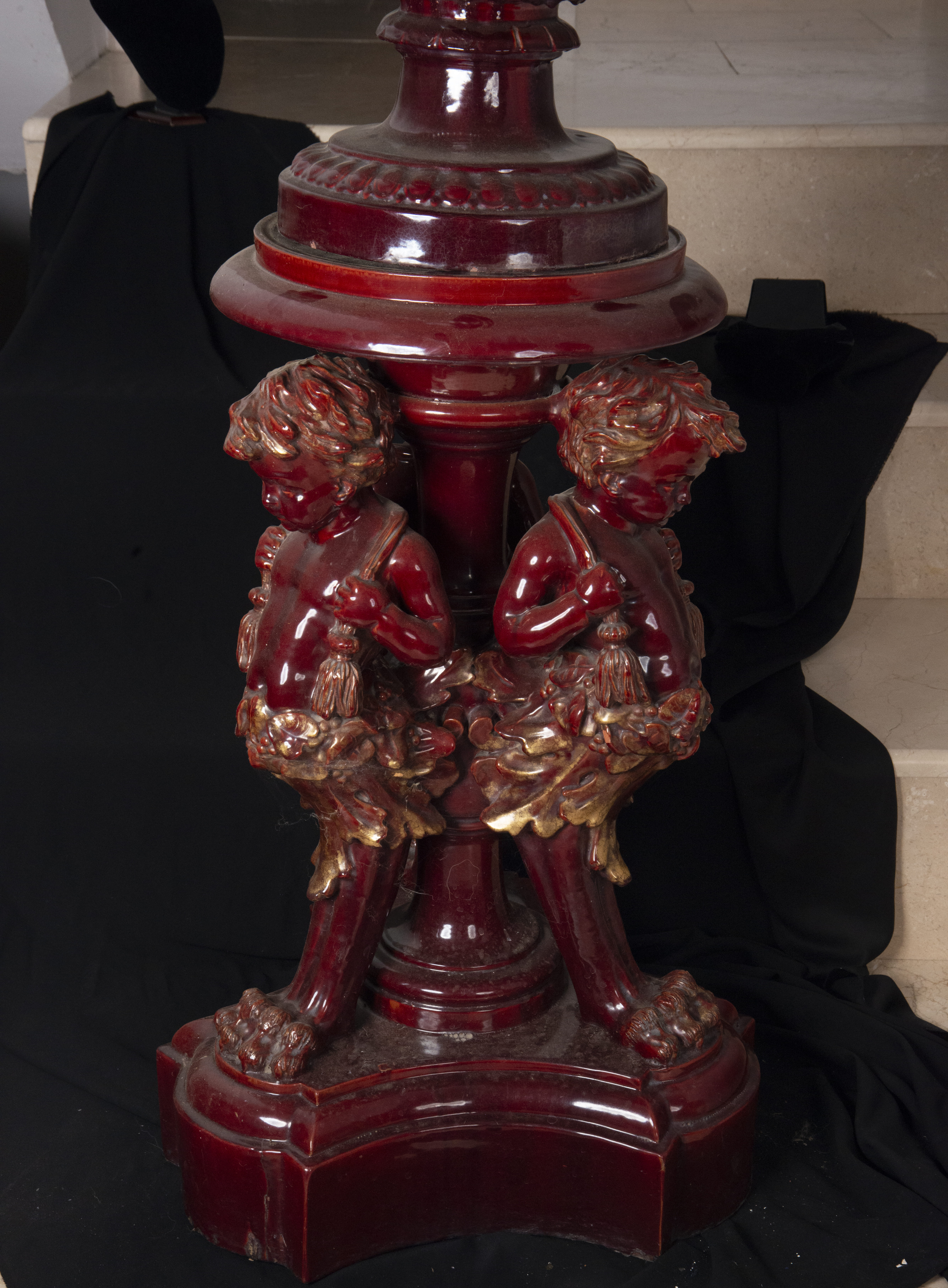 Large French Planter in red glazed and polychrome stoneware in the Art Nouveau style, around 1900, l - Image 2 of 5