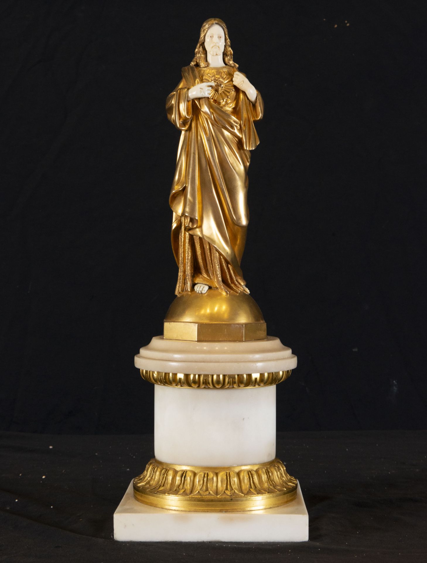 Beautiful Chryselephantine Sculpture from the Art Nouveau period representing the Sacred Heart of Je