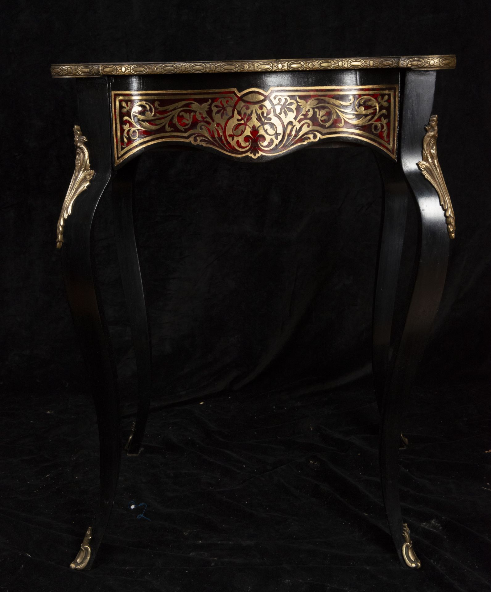 Louis XV style Boulle French ebonized wood side table in tortoiseshell, mother of pearl and brass, 1