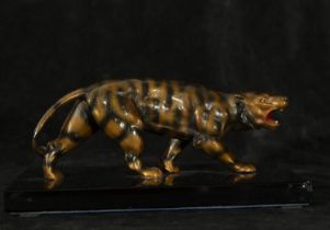 Beautiful Panther in polychrome bronze with carved emerald eyes, Italian Deco work from the 40s-50s,