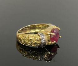 18k Yellow Gold, ruby ​​and diamonds ring.