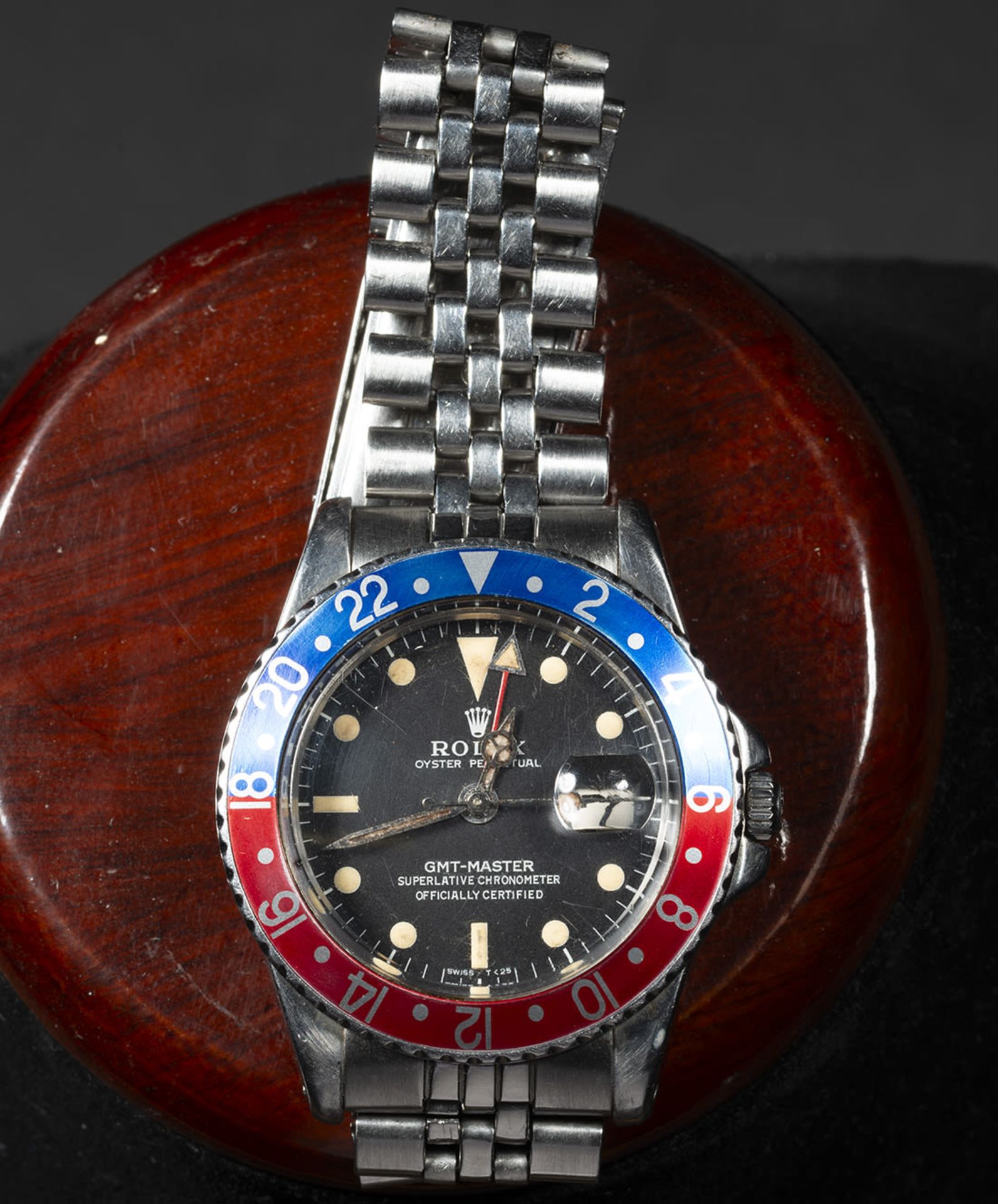 Magnificent Rolex Vintage GMT Master Mark II "Cornino" with "Pepsi" bezel and jubilee bracelet, in s - Bild 2 aus 4