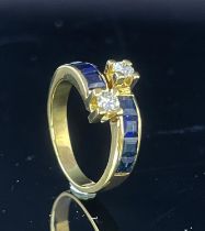 “You and Me” ring yellow gold, diamonds and sapphires