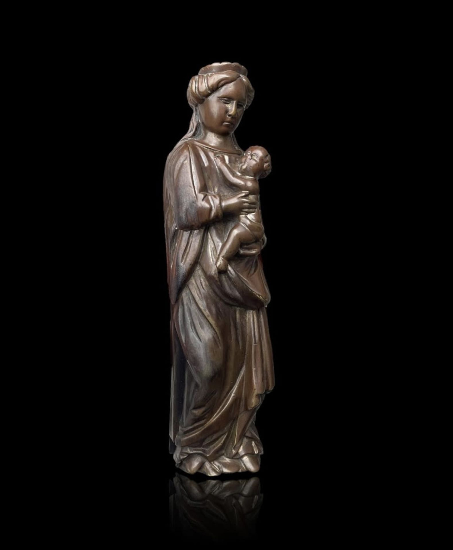 Large Virgin and Child from Mechelen in bronze from the mid-15th century, possibly forming part of a - Image 2 of 5