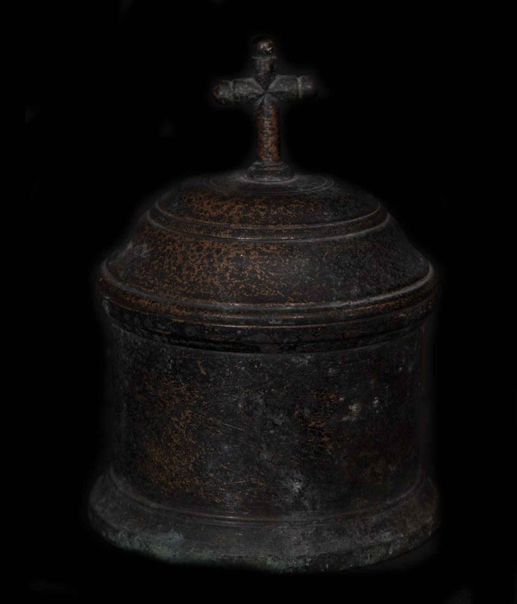 Gothic Censer and Pyx in Bronze from the 15th century - Image 3 of 4
