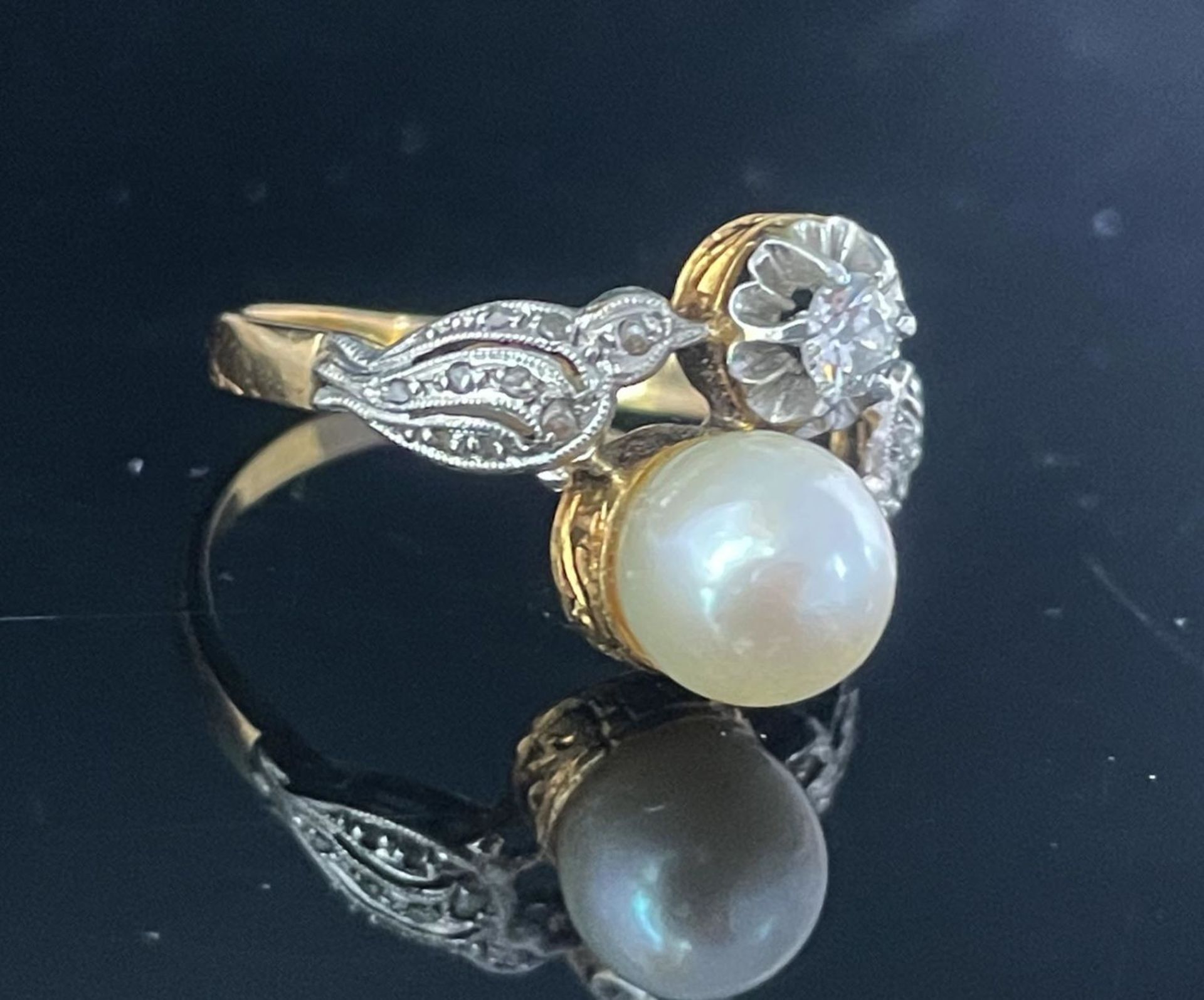Vintage Yellow Gold Ring with Japanese Cultured Pearl and Diamond