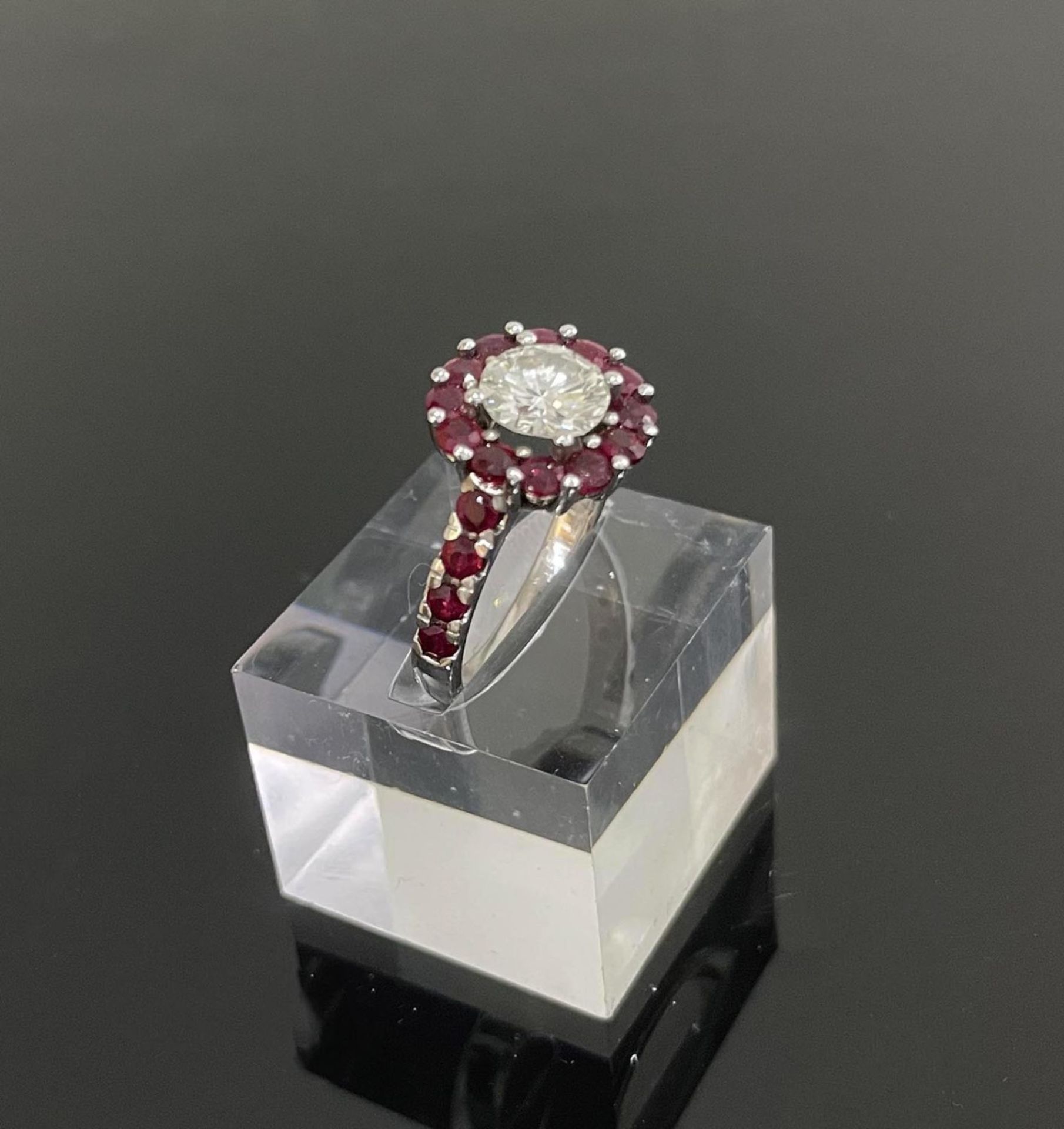 White Gold Ring with Diamond and Ruby. - Bild 5 aus 6