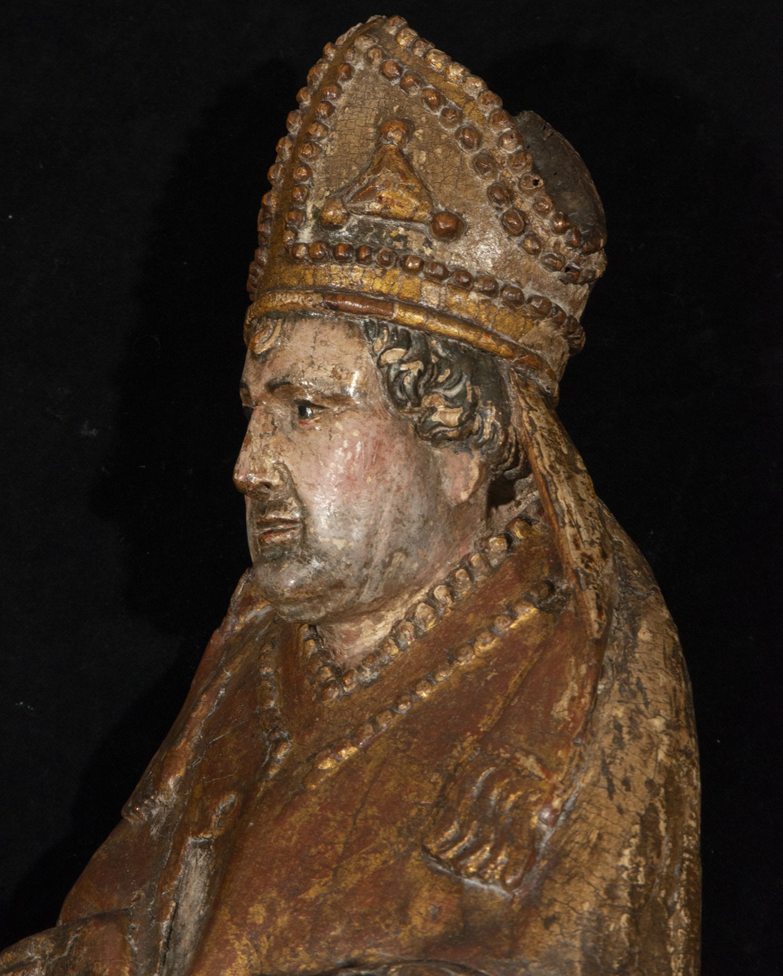 Large Gothic Carving of Saint Nicholas, Medieval work from the Brabant school of the 15th century - Bild 4 aus 5