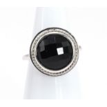 Onyx rosette ring