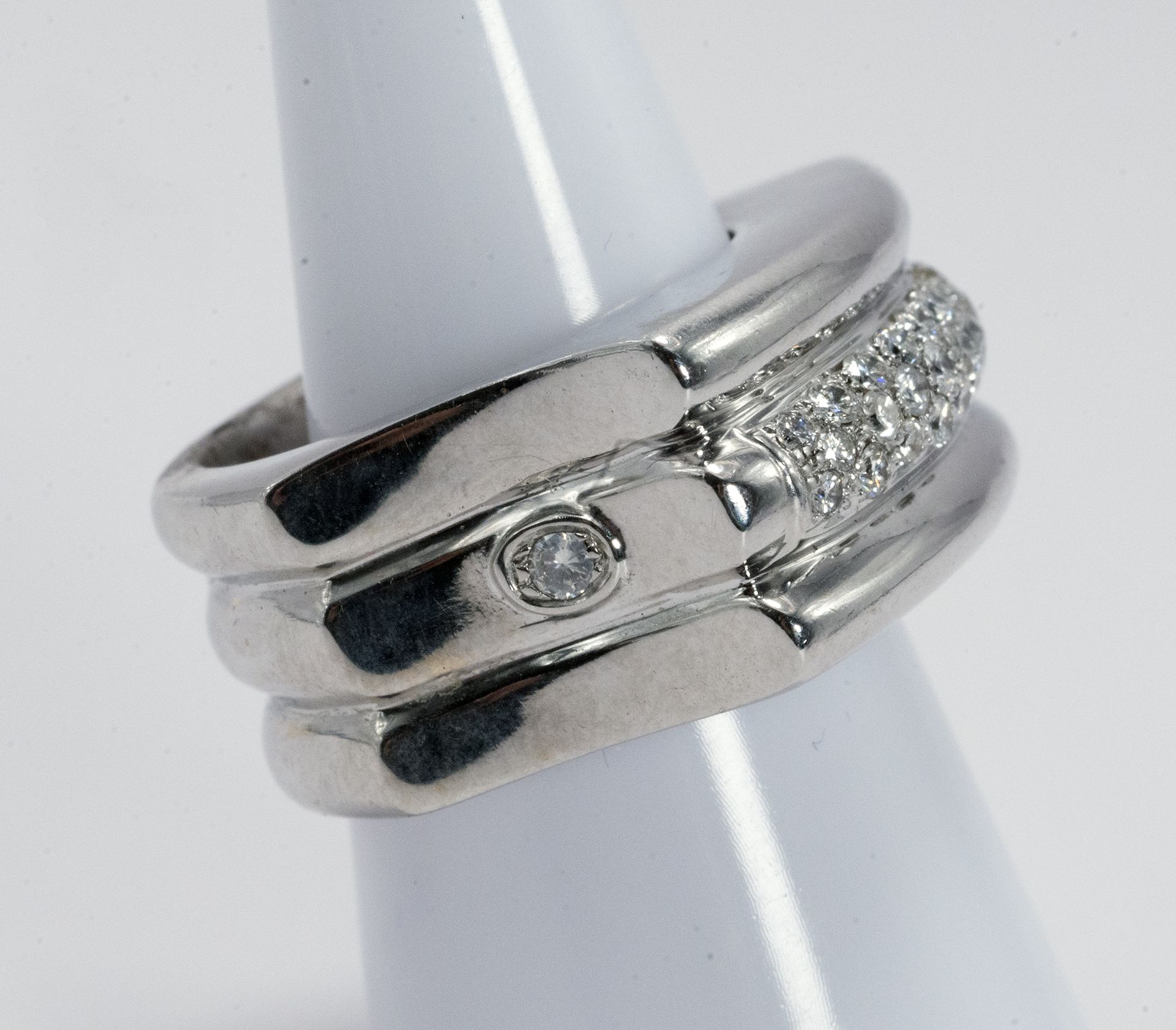 Square Ring - Image 3 of 4